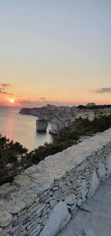 Bel Appartement Dans Hameau Calme Bonifacio  Exterior foto